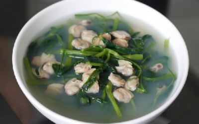 Canh ngao rau muống nấu chua 