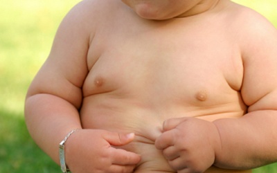 Bà bầu cần bổ sung acid folic để ngăn ngừa béo phì cho bé