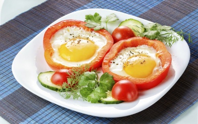 Tác dụng bất ngờ khi ăn trứng với hạt tiêu