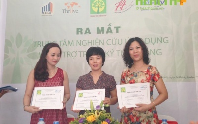 Cha mẹ là thầy cô giáo tốt nhất của trẻ tự kỷ