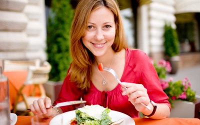 Ăn uống hợp lý theo từng độ tuổi để luôn trẻ trung và khỏe mạnh!