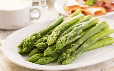 5 lý do tại sao bạn nên ăn măng tây