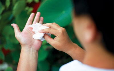 Nên điều trị ra mồ hôi nhiều bằng phương pháp nào?