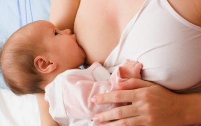 Đang cho con bú có nên uống thuốc trị ho?