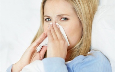 Chảy nước mũi xanh có nên dùng kháng sinh không?