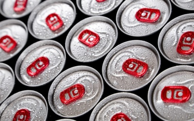 Vì sao bạn nên 'tạm biệt' nước tăng lực?