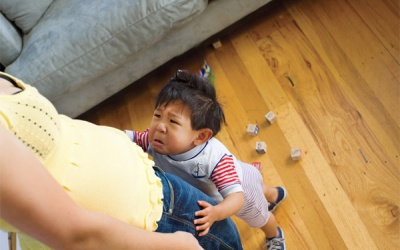 Làm gì khi con ăn vạ mấy tiếng đồng hồ không dứt?