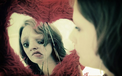 Thấy mình xấu xí không phải là cái tội - nó là một căn bệnh