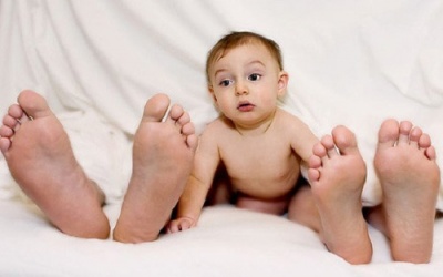 Vợ chồng dễ bị rối loạn tình dục khi cho con ngủ chung