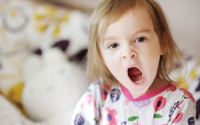 Thức khuya gây ảnh hưởng đến sức khoẻ của trẻ như thế nào?