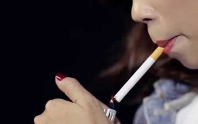 Phụ nữ hút thuốc dễ bị chảy máu não