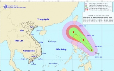 Bão số 2 di chuyển vào biển Đông 