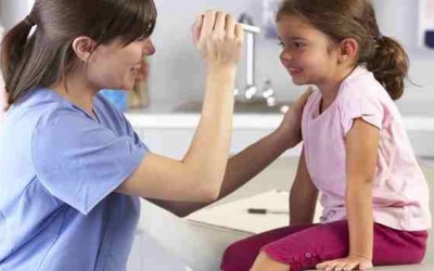 Trẻ thường xuyên chảy nước mắt: Coi chừng mắc bệnh tăng nhãn áp