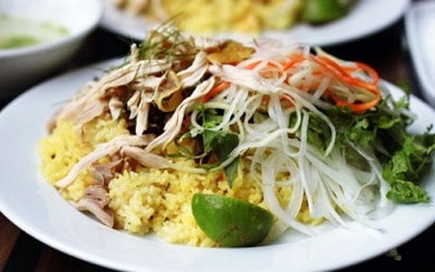 Cách nấu cơm gà ngon chẳng kém ai