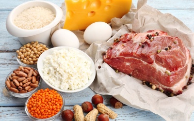 7 điều xảy ra với cơ thể nếu bạn ăn quá nhiều đạm