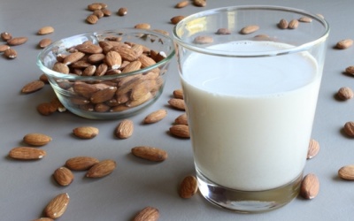 Sữa từ hạt: Thức uống tuyệt vời, thay thế sữa động vật
