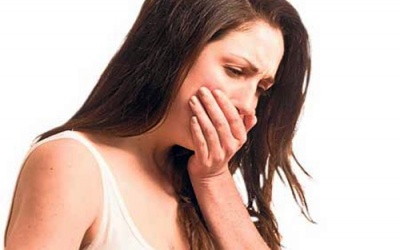 Chỉ nôn ói, đau bụng, mổ ra 40 hạch ung thư dạ dày