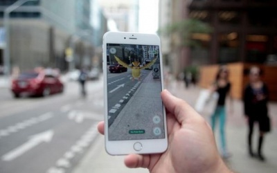Cho con 10 tuổi chơi Pokemon Go, mẹ hoảng hốt khi con có dấu hiệu bất thường