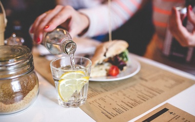 5 tip giảm cân cho người lười vận động