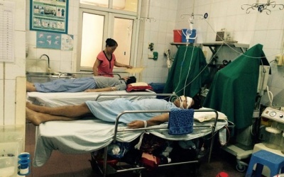 Vừa chấn thương sọ não vừa nát mặt do mũ bảo hiểm rởm