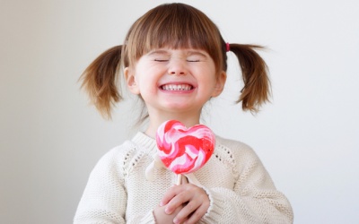 Trẻ em không nên ăn quá 6 thìa đường mỗi ngày