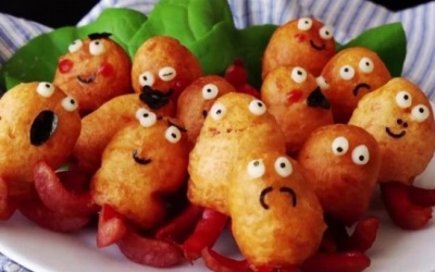 Xúc xích kiểu bạch tuộc ngon giòn, đáng yêu cho bé thích mê