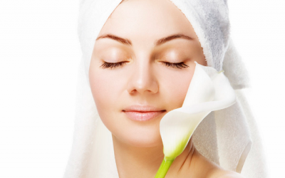 Spa tại nhà với mặt nạ thiên nhiên cho làn da trắng hồng 