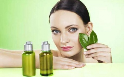 Tự chế toner phù hợp với mọi loại da đơn giản, ai cũng làm được!