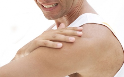 Đau nhức xương cánh tay khi vận động là bệnh gì?