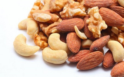 Phòng ngừa ung thư ruột kết nhờ ăn thường xuyên các loại hạt