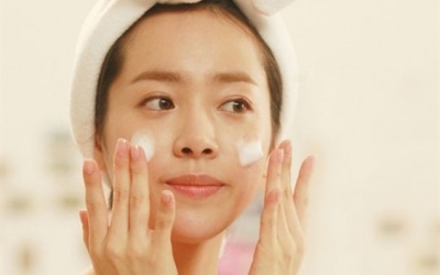 Tại sao dưỡng trắng mãi mà da vẫn đen sạm?