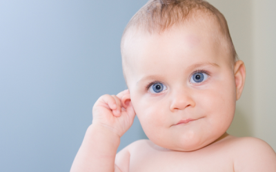 Sàng lọc khiếm thính cho trẻ sơ sinh: Nếu mẹ không muốn con vừa điếc vừa câm!