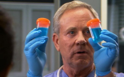 Nước tiểu màu xanh, bệnh gì?