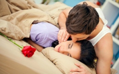 Đàn ông phơi nắng nhiều sẽ giỏi 'chuyện ấy' hơn