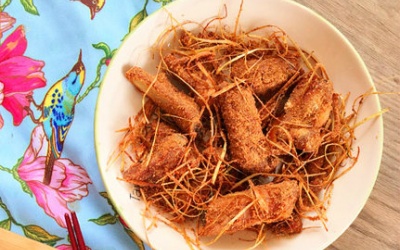 Cuối tuần làm món sườn rang muối đãi cả nhà