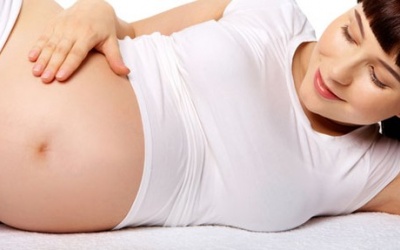 Xoay ngôi thai ngược: Mẹ có thể làm được để sinh thường tự nhiên!