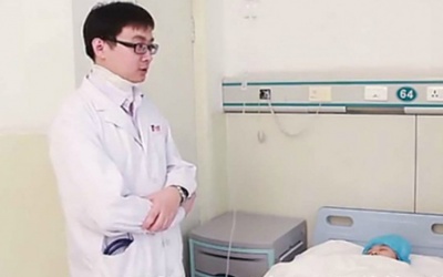 Một bác sỹ Trung Quốc bị cha bệnh nhi đâm chết