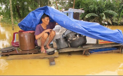 Làm gì để phòng tránh bệnh dịch mùa mưa lũ?