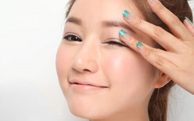 Kéo căng nếp nhăn trên da, không cần đến spa làm gì!