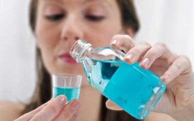 Có nên dùng thuốc súc họng lâu dài?