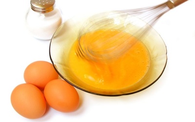Vì sao bạn nên ăn lòng đỏ trứng?