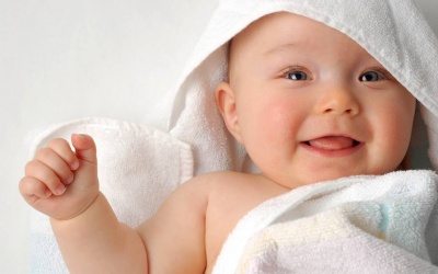 Cách giữ ấm cho trẻ để phòng ngừa bệnh tật khi giao mùa