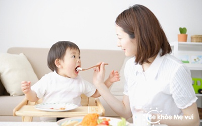 Những mẹo đơn giản giúp trẻ hết biếng ăn