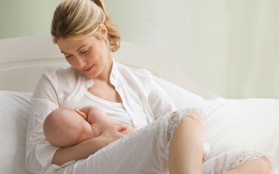 Thực hư chuyện 'ngực to không lo thiếu sữa'?