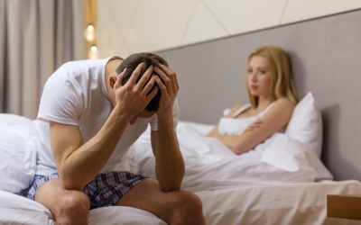 8 dấu hiệu cảnh báo nam giới bị thiểu năng sinh dục