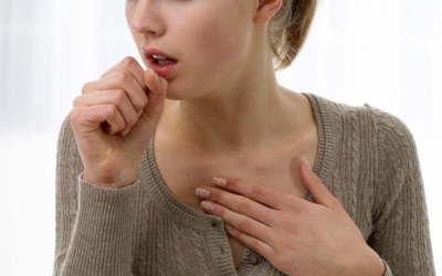 Viêm thanh quản mạn tính, dùng kháng sinh không khỏi phải làm sao?