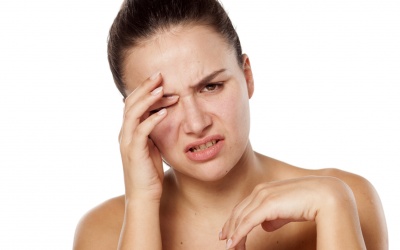 Co giật mí mắt - Nguyên nhân vì đâu?