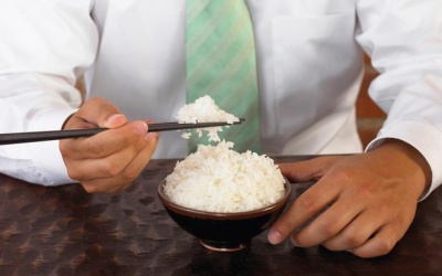 Bệnh nhân đái tháo đường có nên kiêng thực phẩm chứa carbohydrate?