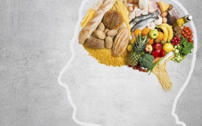 Ăn gì để giữ trí não hoạt động hiệu quả khi về già?