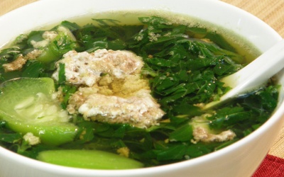 Cách chế biến canh cua rau đay chuẩn như mẹ nấu